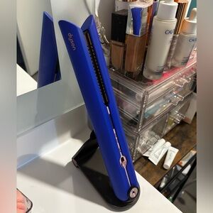 Dyson Corrale Hair Straightener - Blue and pink